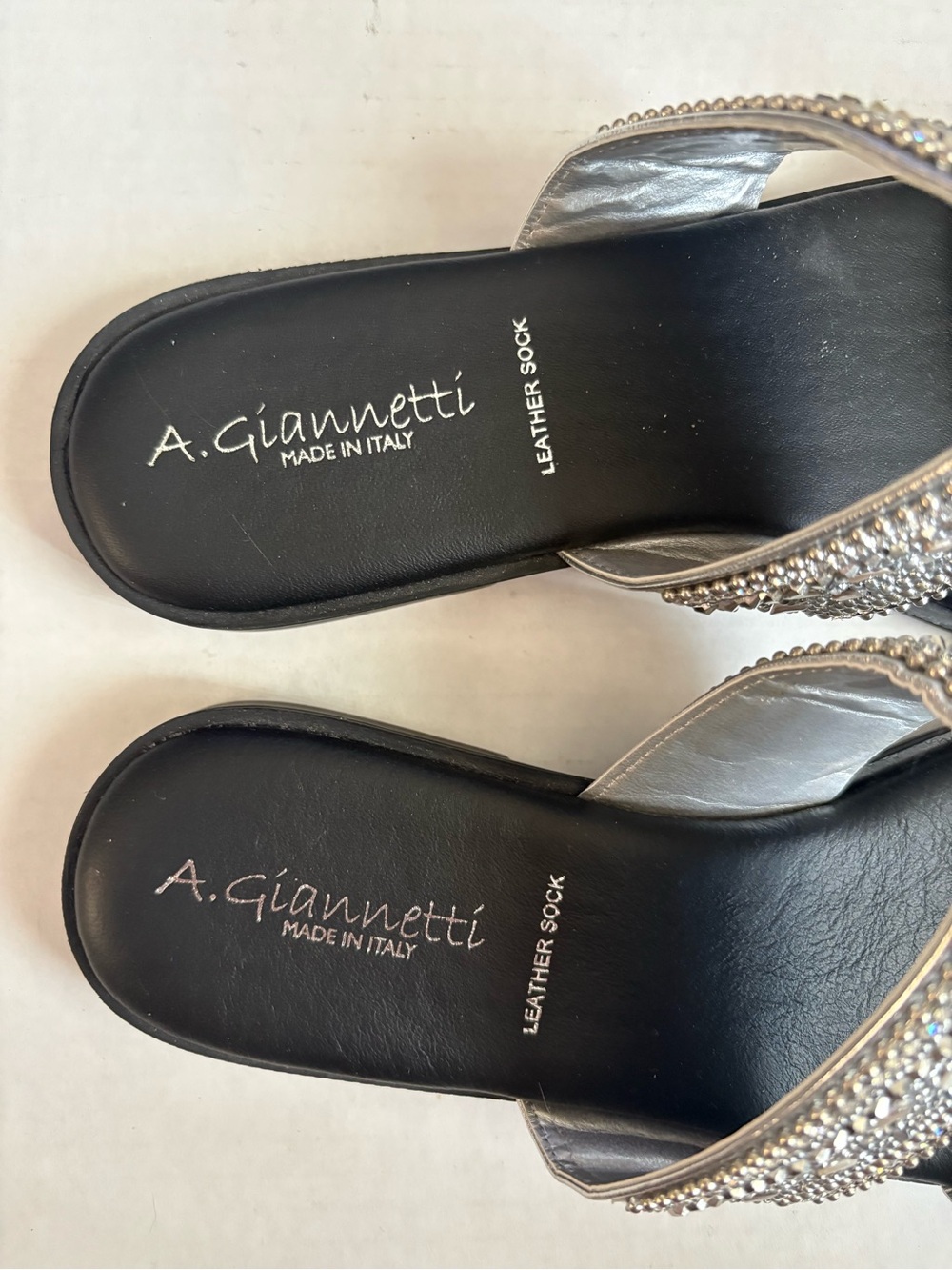 A. Giannetti Women’s Y2K Sz 7.5 Jeweled Rhinestone Double-Strap Slide Sandals. - Picture 3 of 12